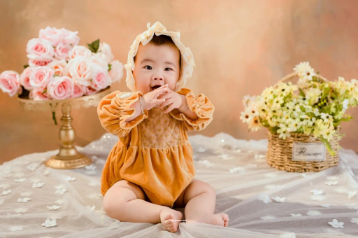 武汉供卵试管机构宝宝前额突出正常吗